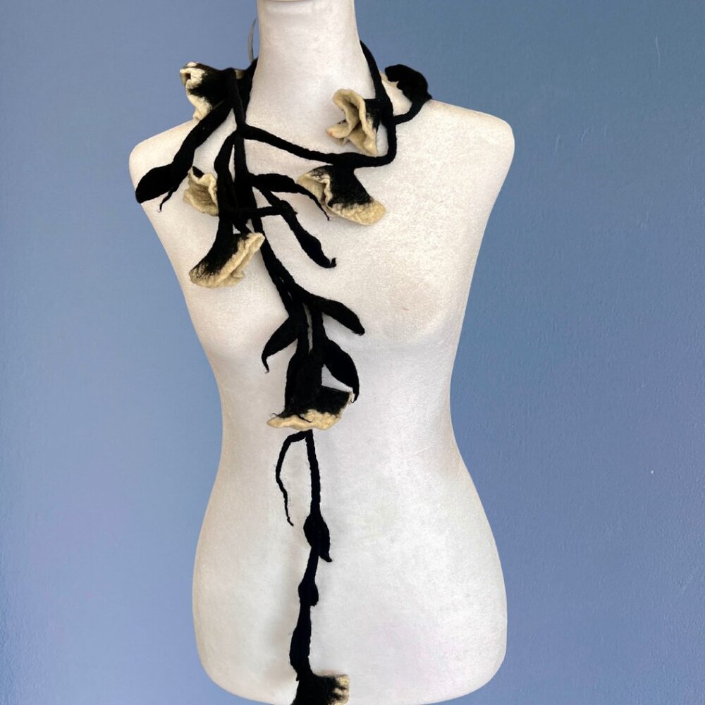 *NWOT* Wearable Art - Black Felt Flower Necklace I Artisan Made